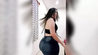 Natural Latina #2