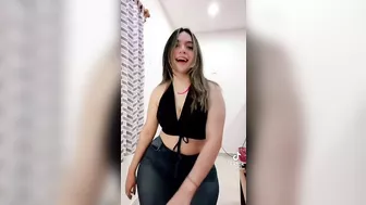 Natural Latina #4