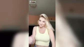 Pull them jeans up #2