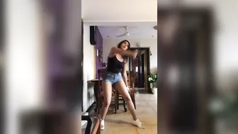 Hot indian thot! Fucking yummy legs and ass! #4