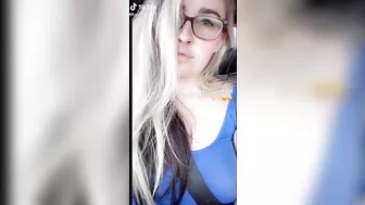 I love the dress ????
