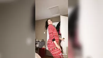 The way her ass flaps side ways #3