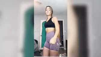White girl packing extra cake ♥️♥️ #2
