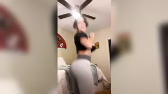 Those leggings are a gift from god #3