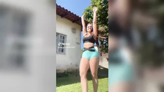 @moranguinho.000 outdoor shorts twerking #2