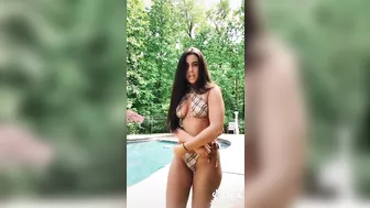 Thot jn bikini who would have guessed! #4