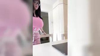 Whoa what happened to Velma #4