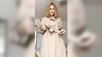 Hot tiktok babe showing off her assets
