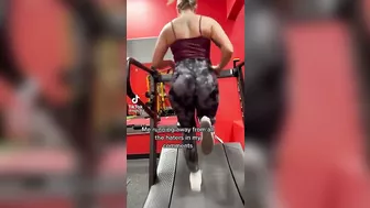 INSANE BOOTY! ????