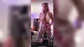 @Foreskinbiter is my favorite tiktok thot