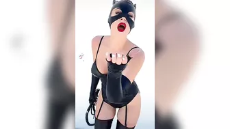 Catwoman cosplay @Lilac_lila