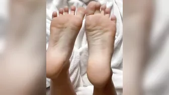 Teen girl on Tik Tok paid to show her feet #3