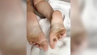 Teen girl on Tik Tok paid to show her feet #4