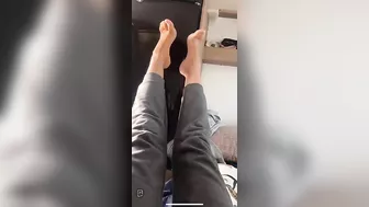 Tik tok feet(tarde?)