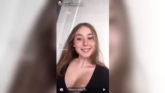 Baddest chick on tiktok IMO