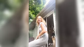 No Bra Dance #3