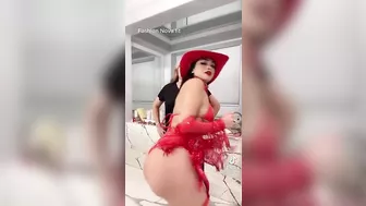 Twerking in front of her mom #3