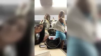 twerking on the train #4