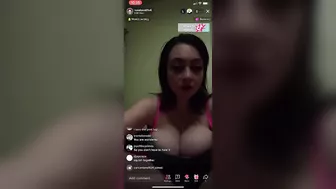 Pussy Flash in panties.