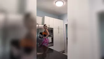 Clapping on the Fridge♥️♥️♥️♥️ #3