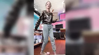 Found this girl on tiktok live, this has to be one of the best ♥️♥️ #2