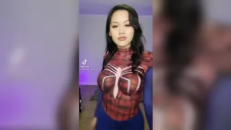 Body paint Spider-Woman #3