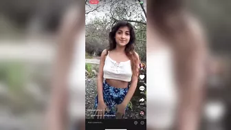I bet she’d do a pretty good JOI #4