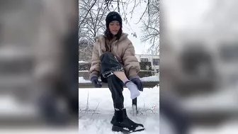 who would lick the snow off her feet? #3