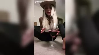 @riavollom