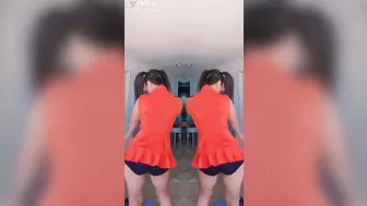 Sofia Gomez: Double the jiggle #4