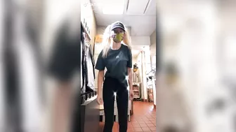 I’d like to order a mctitty bounce