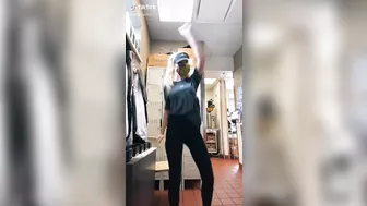 I’d like to order a mctitty bounce #2