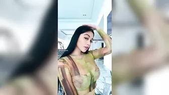 Jiggly Jailyne