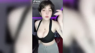 Mesmerizing jiggle