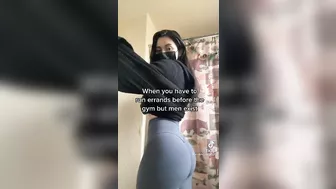 I love how these thots act like they don't post this shit for attention #4