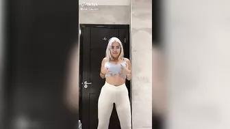 Unreal jiggle #2