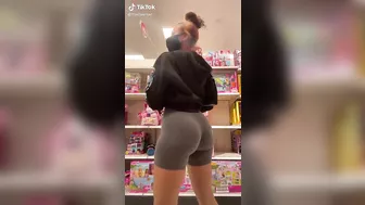 God damn that jiggle #2