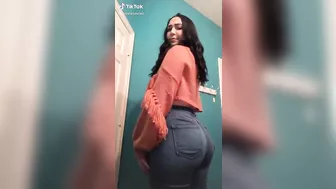 PAWG lookin extremely good in jeans #2