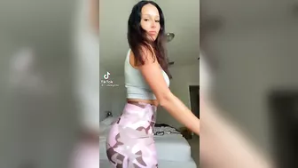 She thyck as hell #2
