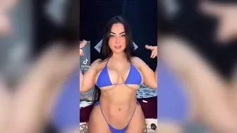 Bouncy titties & crazy abs #2