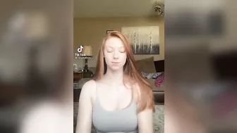 Cute and fit redhead ????????‍????