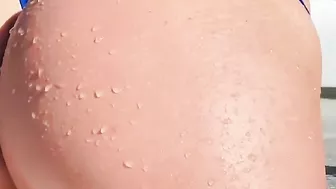 It do be wet do #3
