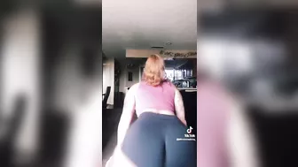 It do shake like jello though ♥️♥️♥️♥️ #3