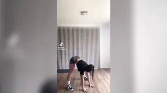 Fit gym girl shows off ass