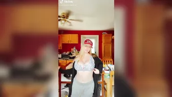 She might be the hottest girl on TikTok tbh #2