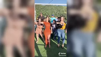 No Party Goers Were Injured by the Shakin’ of this Big Ol’ Ass! #4