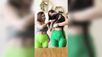 @camilita.rod hot girls cameltoe leggins