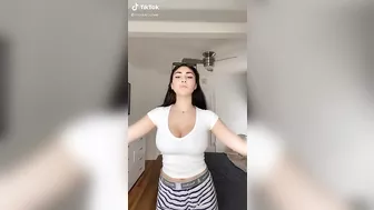 Big Tits Jiggling - 5