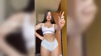 @0fantoof ❤️‍♥️♥️♥️♥️‍♀️ cameltoe #2